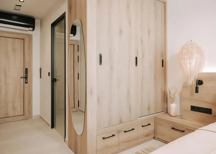 La Brise Luxury *