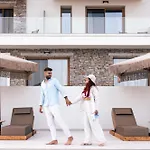 La Brise Luxury * Néa Péramos