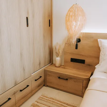 La Brise Luxury Отель Неа-Перамос