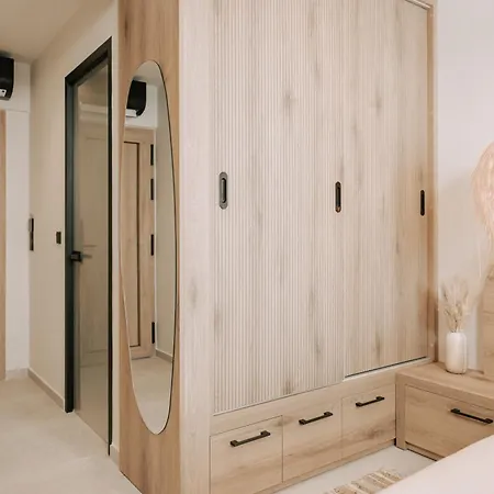 La Brise Luxury *