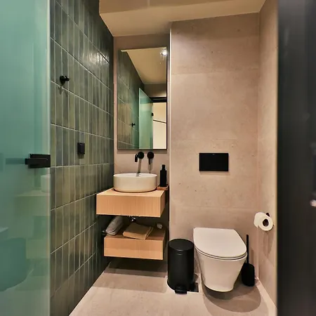 Hotel La Brise Luxury