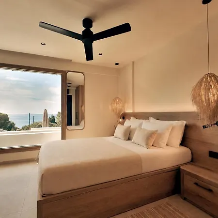La Brise Luxury Hotel Néa Péramos