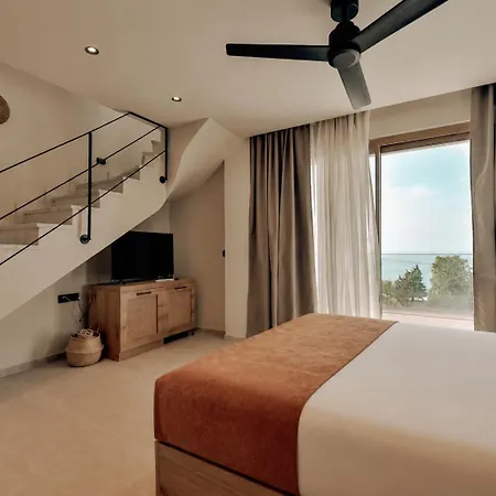 Hotel La Brise Luxury Néa Péramos