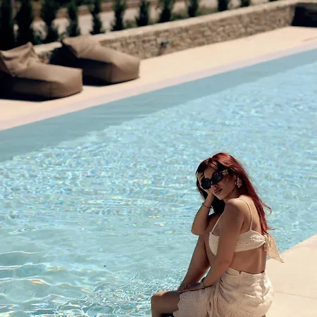 La Brise Luxury Hotel *