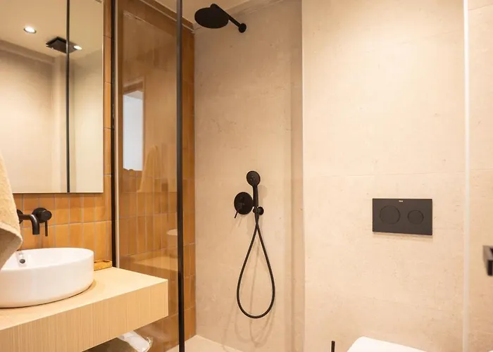 Hotel La Brise Luxury *